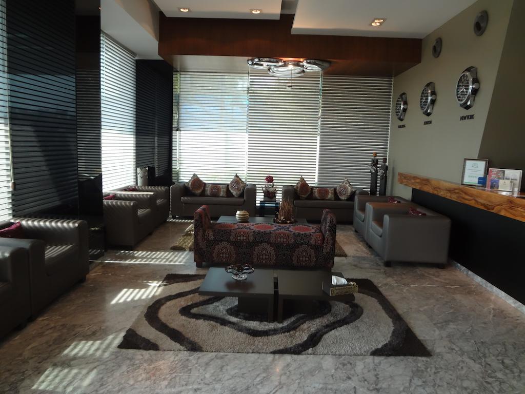 Hotel Suba International Sahar Road Mumbai Bagian luar foto